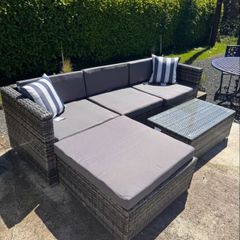 Garden furniture set