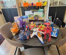 toys