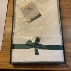 Linen napkins 2 boxes available