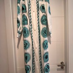 Brand new Sheike Women's dress size 8