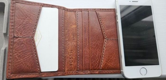 Brand New Fossil Mens Slim Wallet Cognac Brown credit card