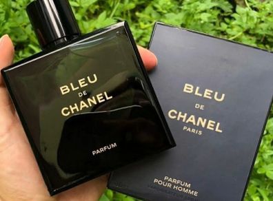 CHANEL- Bleu de Chanel Parfum