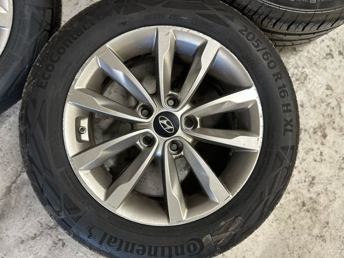hyundai i40 alloys