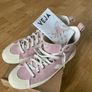 Veja Trainers Image 4