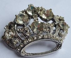 Vintage brooch CROWN