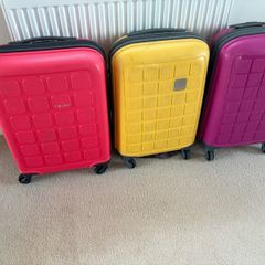 Tripp 4-wheel cabin suitcases x 3