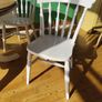 Round kitchen table and 3 matching  chairs Image 2