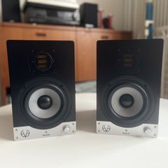 Eve Audio SC 205