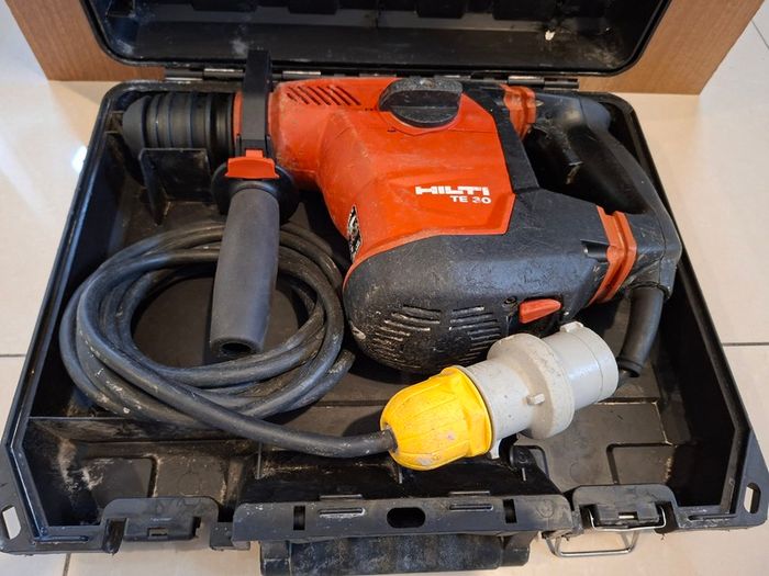 Hilti TE 30-AVR Sds + 3 Mode 110v