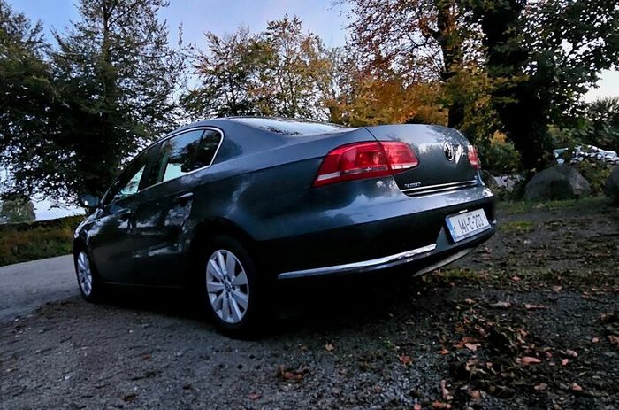 Volkswagen Passat 2014 Grey 1.6L