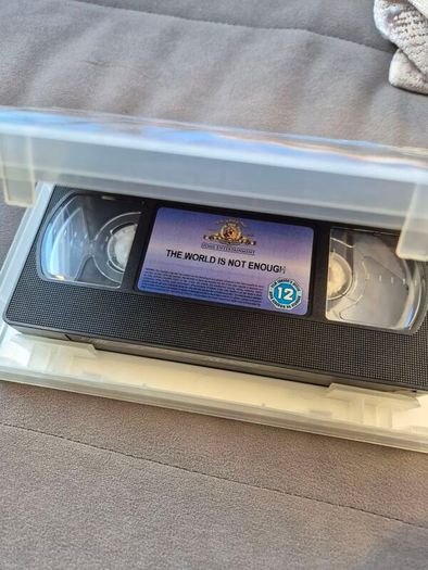 The World Is Not Enough Vhs Ex Rental