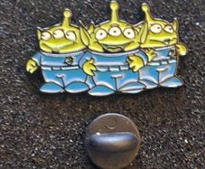 Toy story ,aliens , pin back badge.