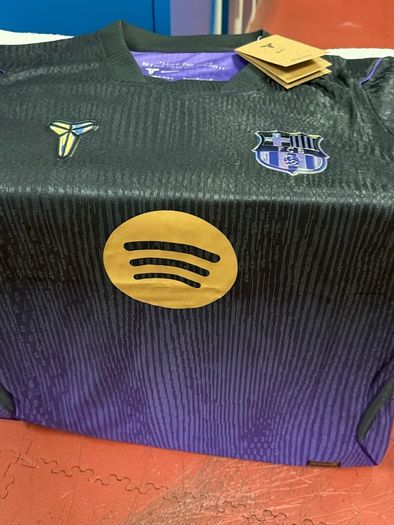 Barcelona jersey 26/27