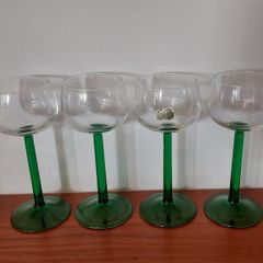 Fabulous Set of Four Vintage Retro Luminarc Long Emerald Green Stemmed Alsace White Wine Glasses, Made in France, Circa 1970, (Straight Stems)