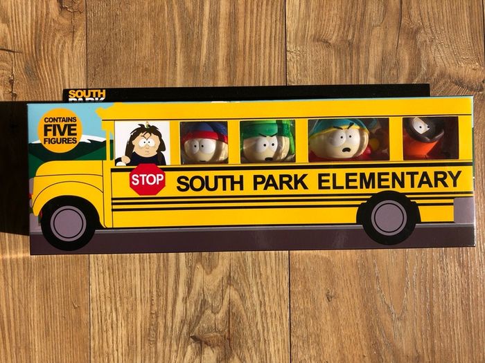 South Park: School Bus Box with 5 Figures