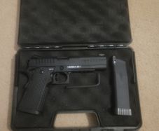 Airsoft Pistol