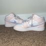 air jordan mid 1 shoes Image 3