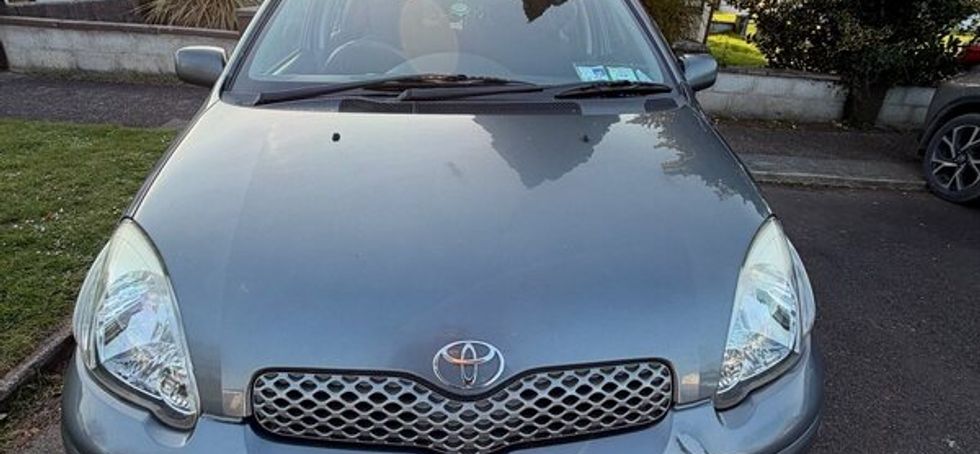 Toyota yaris 2004