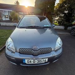 Toyota yaris 2004