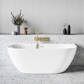 Freestanding Modern Bath and Wall Mounted Tap