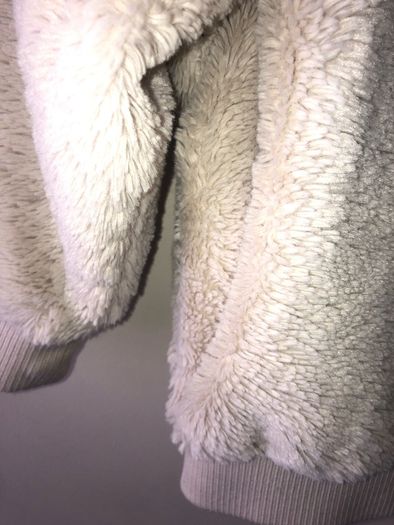 Furry hoody (age 5-6)