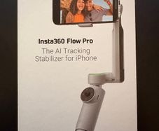 Insta360 Flow Pro AI Gimbal for iPhone