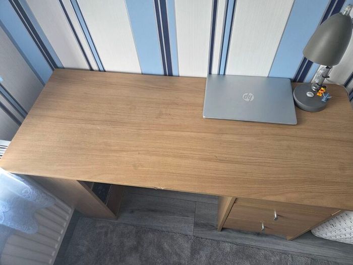 desk