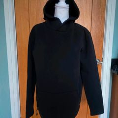 0179. Alphalete Mens black Hoodie - size Large