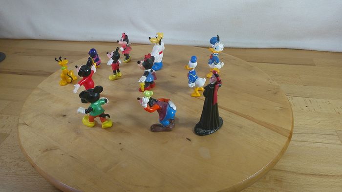 Vintage Disney Figures Lot of 12 Bullyland Germany China & Rare 1996 Nestle Frollo
