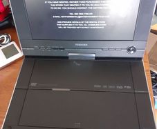Toshiba Portable DVD/Tv Player