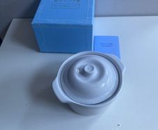 Newbridge home small oven to table wear lidded pot