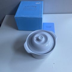 Newbridge home small oven to table wear lidded pot