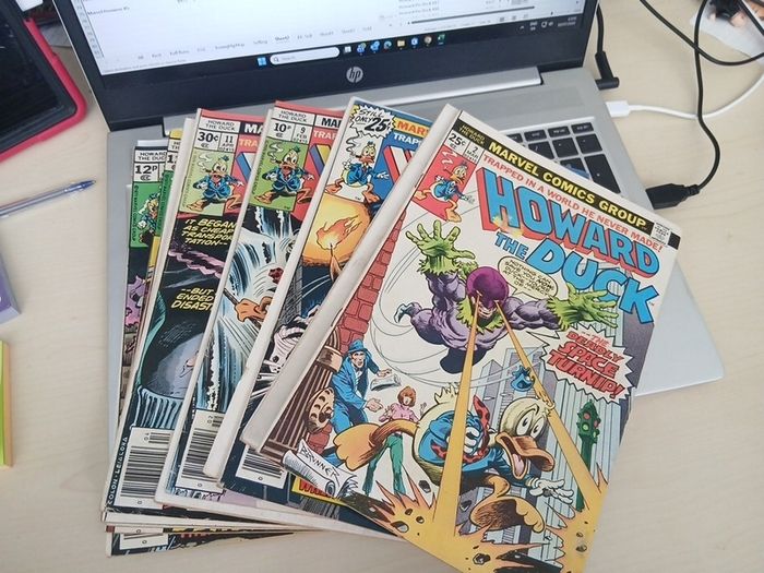 17 x Howard the Duck comics