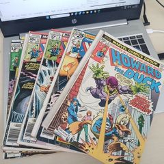 17 x Howard the Duck comics