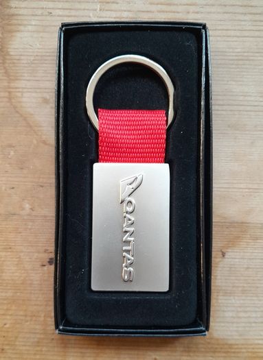 Quantas Metal Keyring - New & Boxed