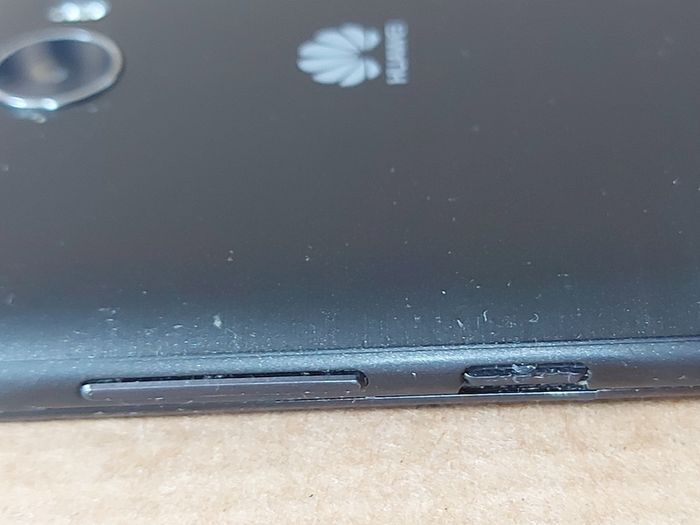 HUAWEI Mobile Phone, Model Cun-L01, 8GB, in very good condition