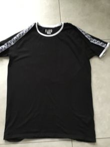 Men's Black T-shirt. Size Large
