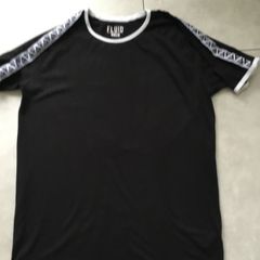 Men's Black T-shirt. Size Large