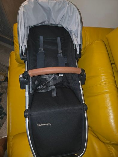 Fantastic Condition Uppababy Vista V2