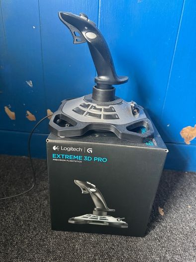 Logitech Extreme 3D Pro FlightStick