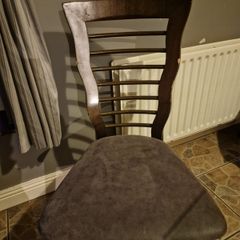 table and 6 chairs