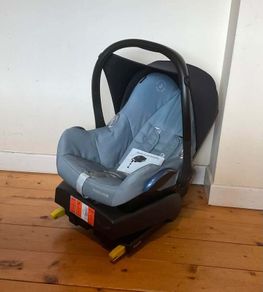 Maxi-Cosi Baby Car Seat + EasyFix ISOFIX Base | Great Condition