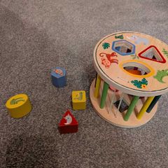 Baby/toddler sorting game