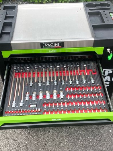 roller tool chest