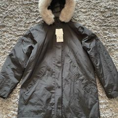 Ladies Zara Coat size Large Brand New!!!