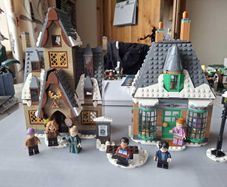 Retired Harry Potter Lego Hogsmeade Village Visit #76388