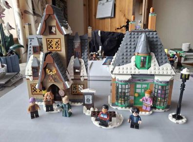 Retired Harry Potter Lego Hogsmeade Village Visit #76388