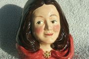 MAID MARIAN (Sylvac, Staffordshire) - a Sherwood Forest character jug (1970's). Excellent condition.