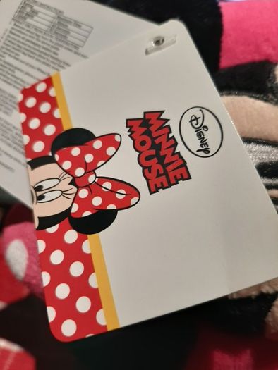 new Minnie Mouse hand warmer with micro pack tag attached
