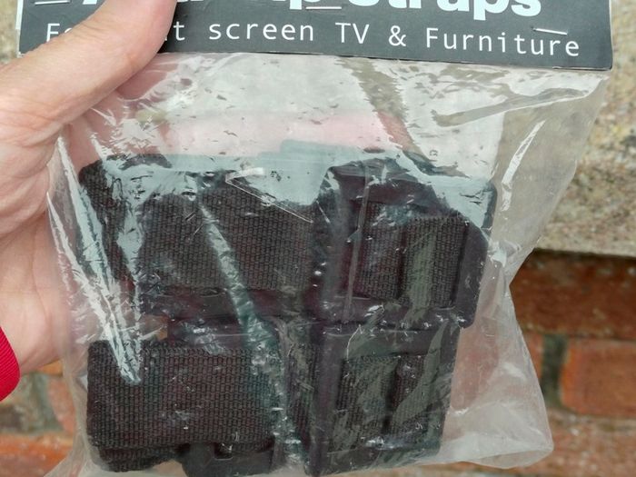 Anti-tip Straps (for Flatscreen Tv's Etc) New.